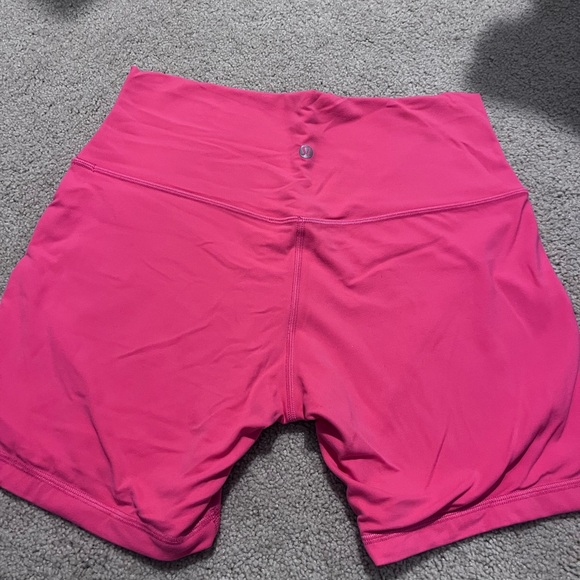 Lululemon Lipgloss 6 inch align shorts- worn only a handful of times. size 10 - Picture 5 of 9